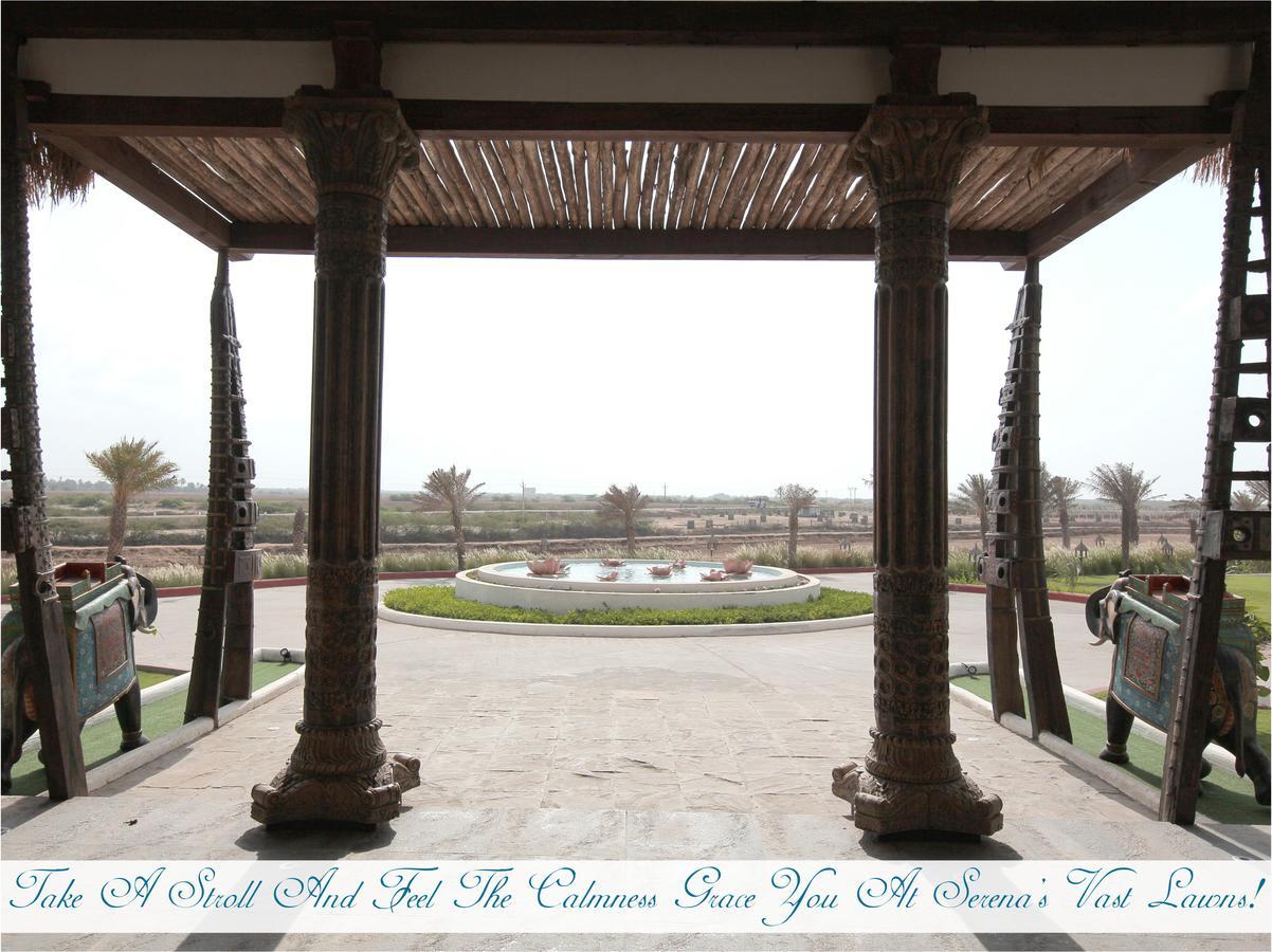 Serena Beach Resort Māndvi Екстериор снимка