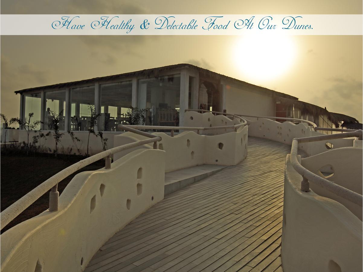 Serena Beach Resort Māndvi Екстериор снимка