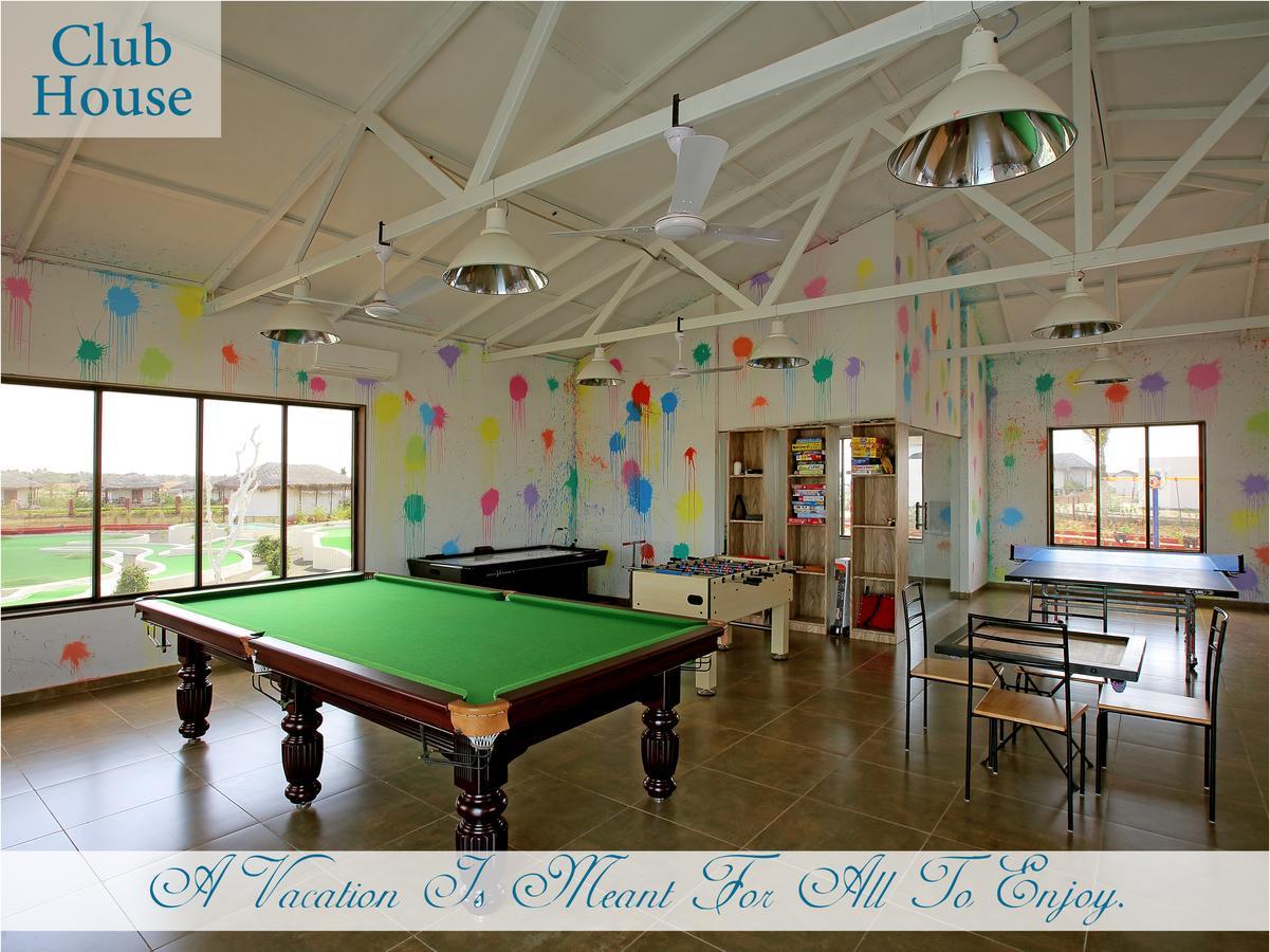 Serena Beach Resort Māndvi Екстериор снимка