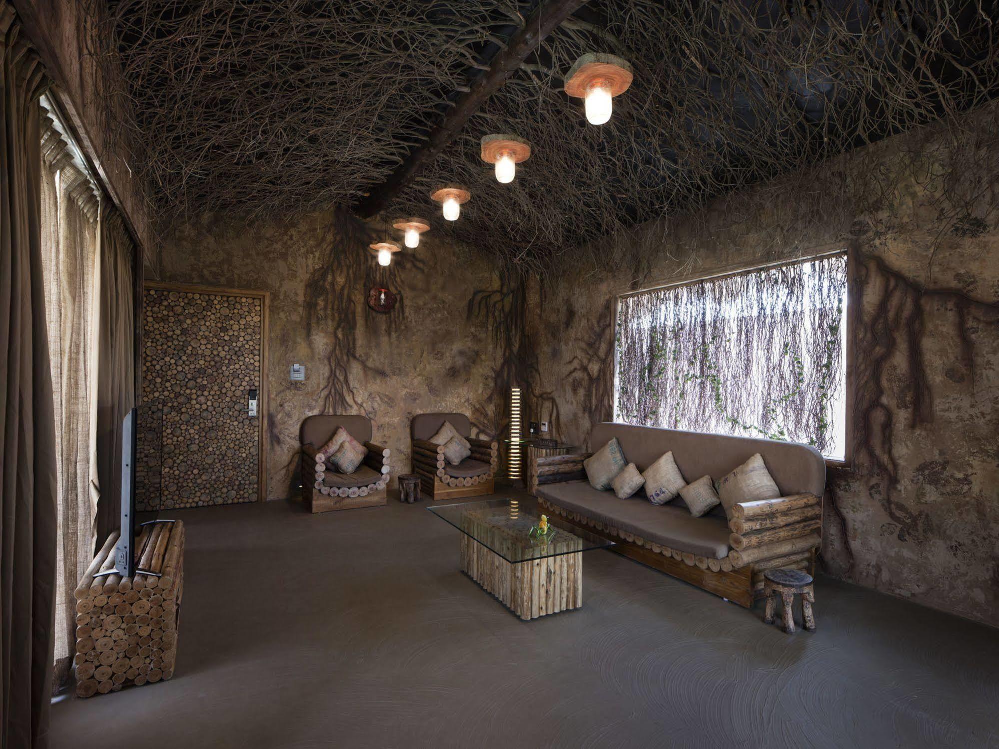 Serena Beach Resort Māndvi Екстериор снимка