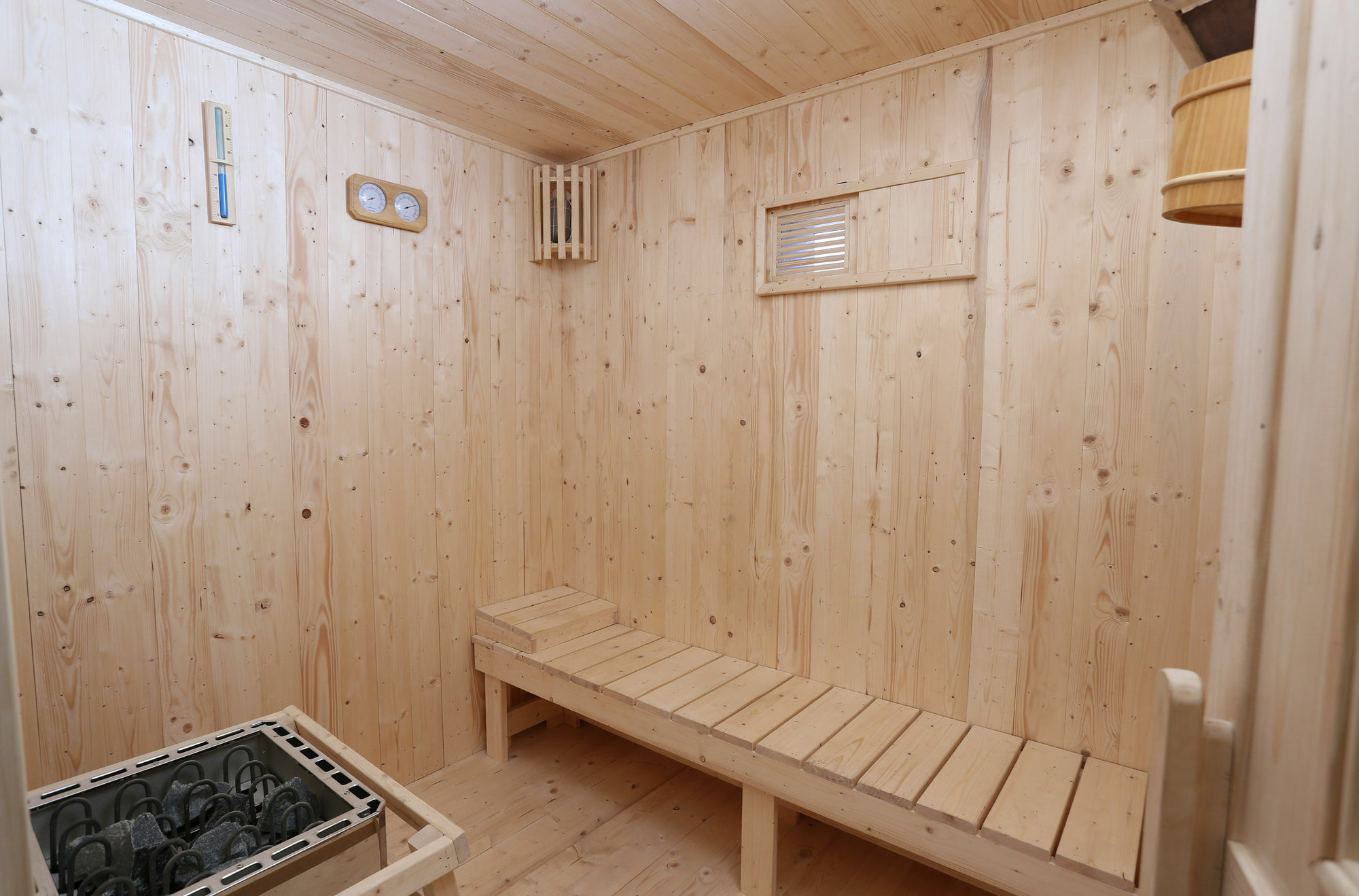 Serena Beach Resort Māndvi Екстериор снимка