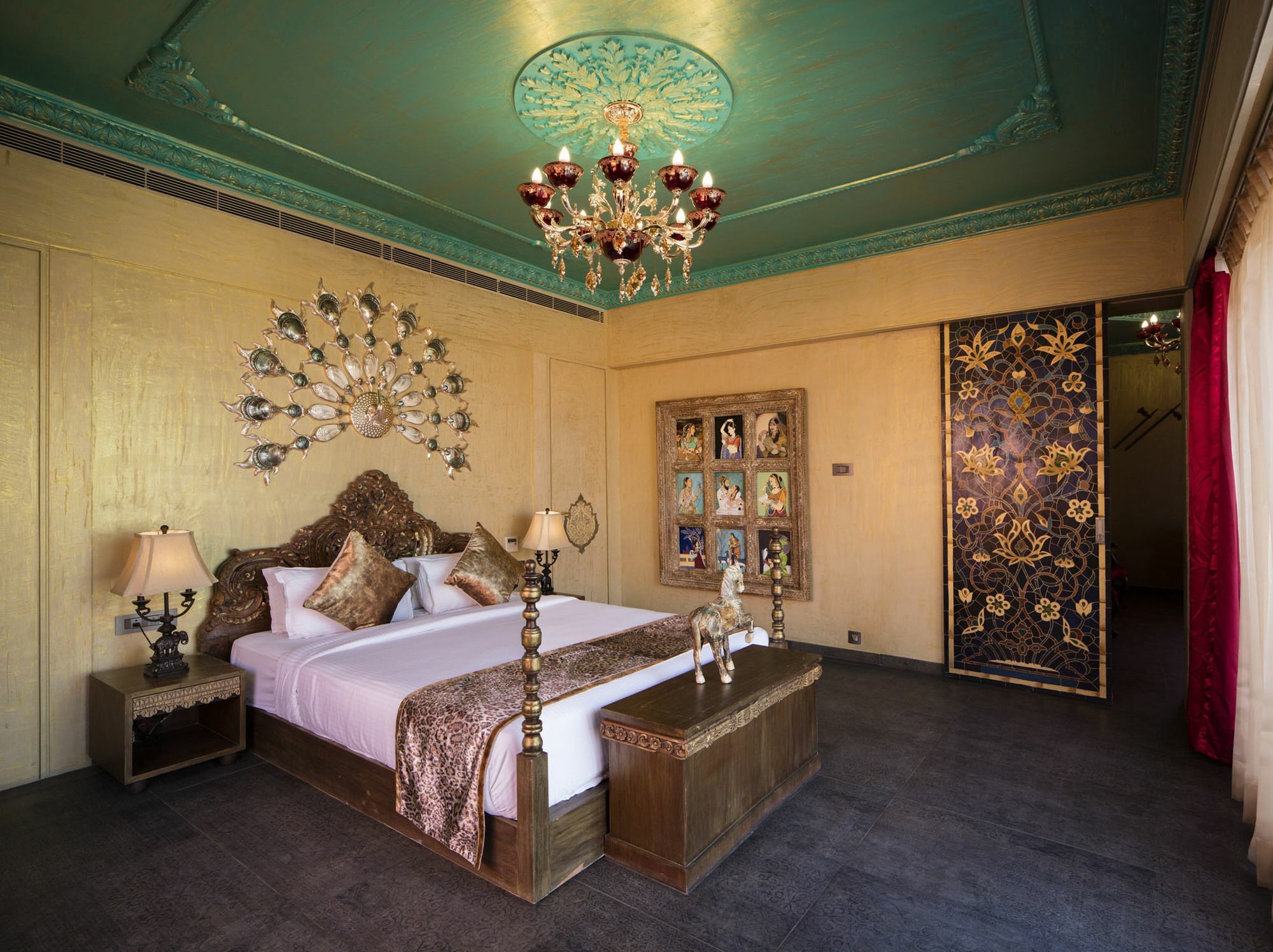 Serena Beach Resort Māndvi Екстериор снимка